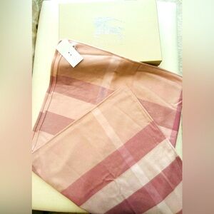 Burberry baby girls 100% cashmere blanket